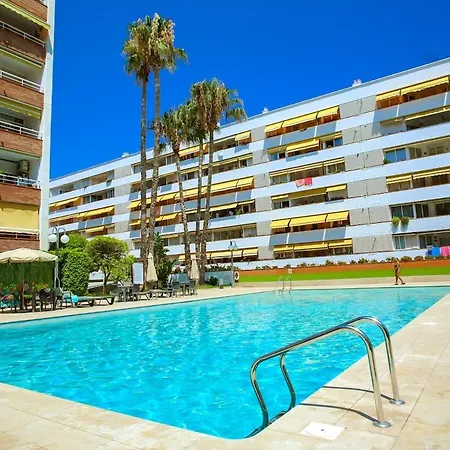 Apartment Al52 Charming Steps From The Lloret de Mar